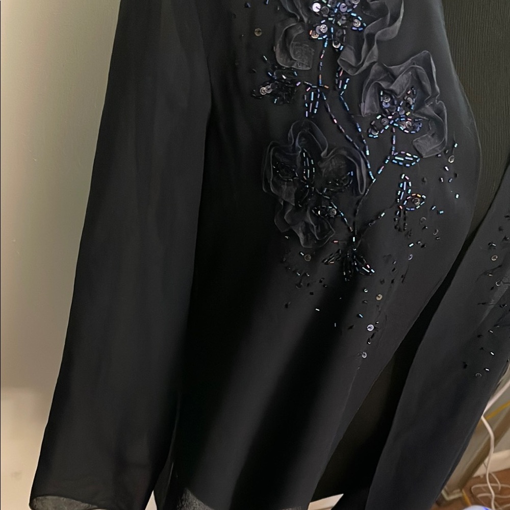 Elegant Navy Sheer Cardigan with Floral Embellishments - Picture 5 of 9